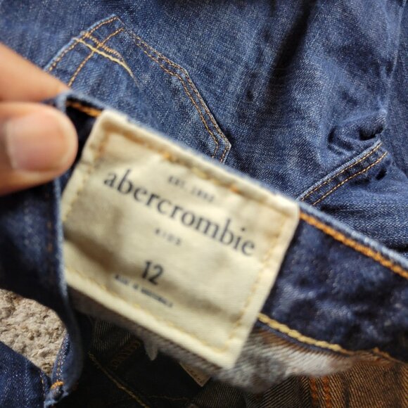 Abercrombie Kids Jeans Boys 12 Classic Straight Denim Dark Wash Distressed - Picture 8 of 9